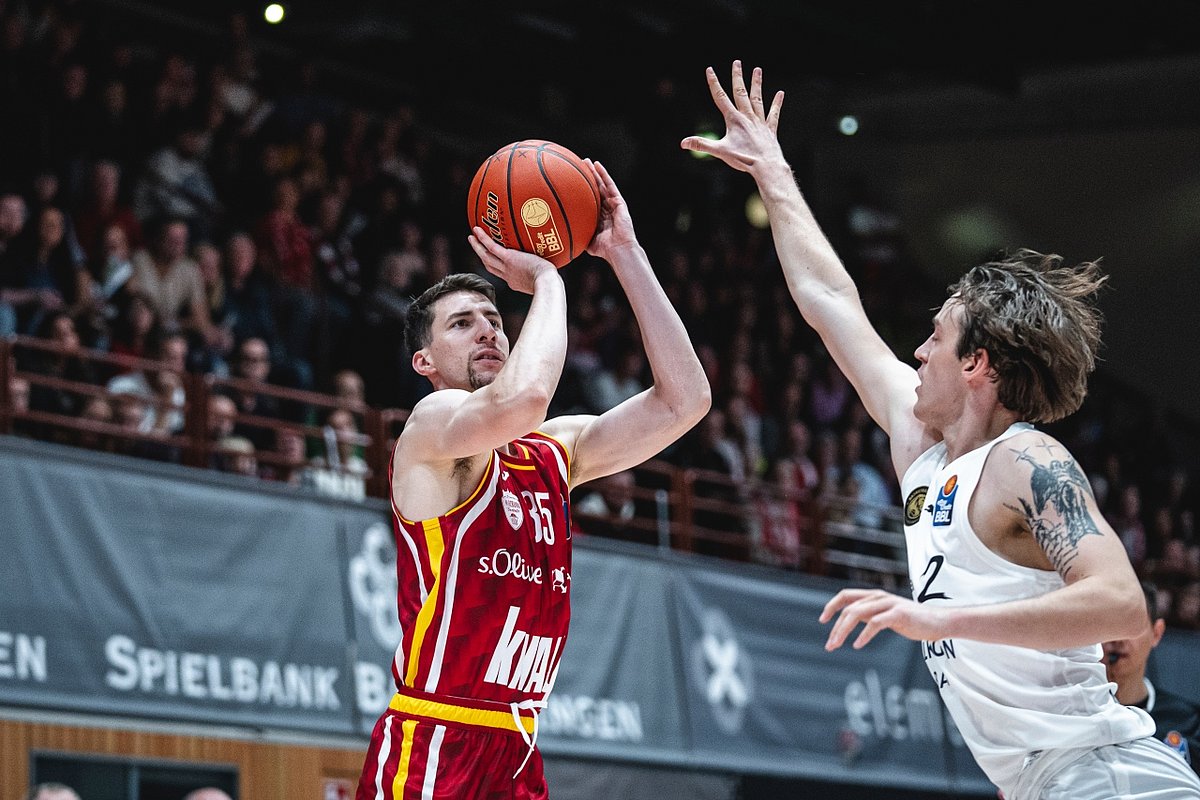 teilnehmer: würzburg baskets gegen alba berlin tabelle