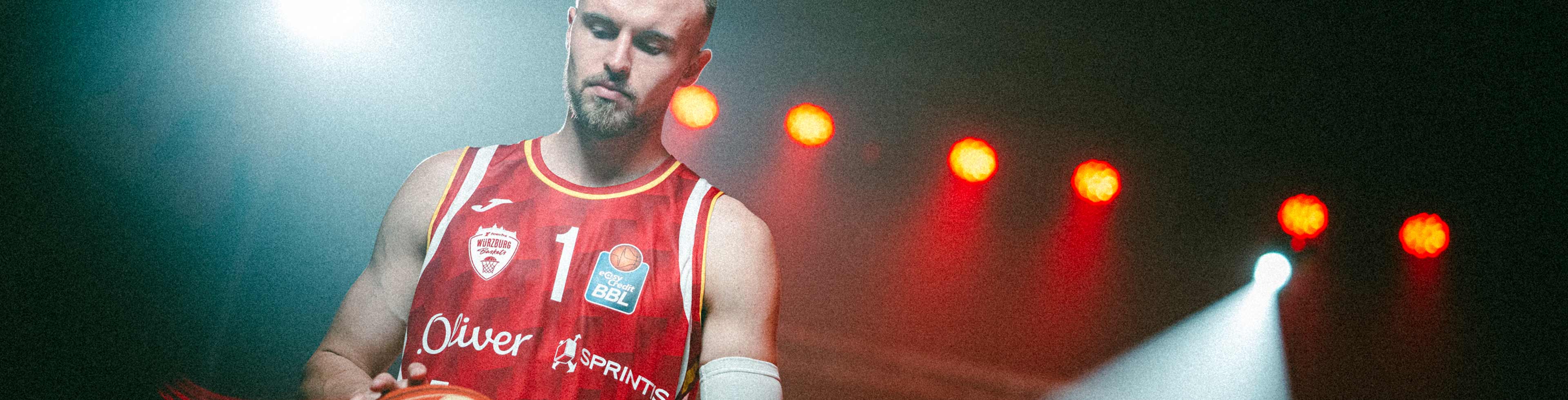 Headerfoto Lukas Herzog