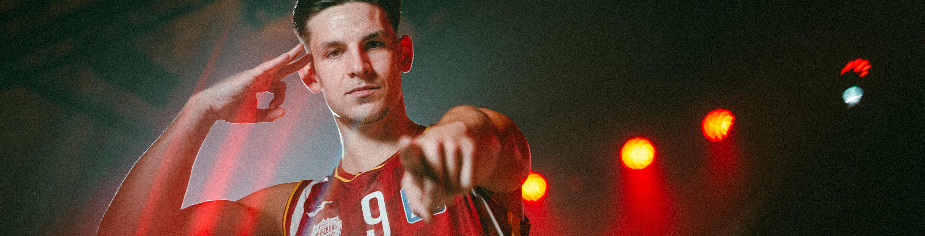 Headerfoto Lukas Roth